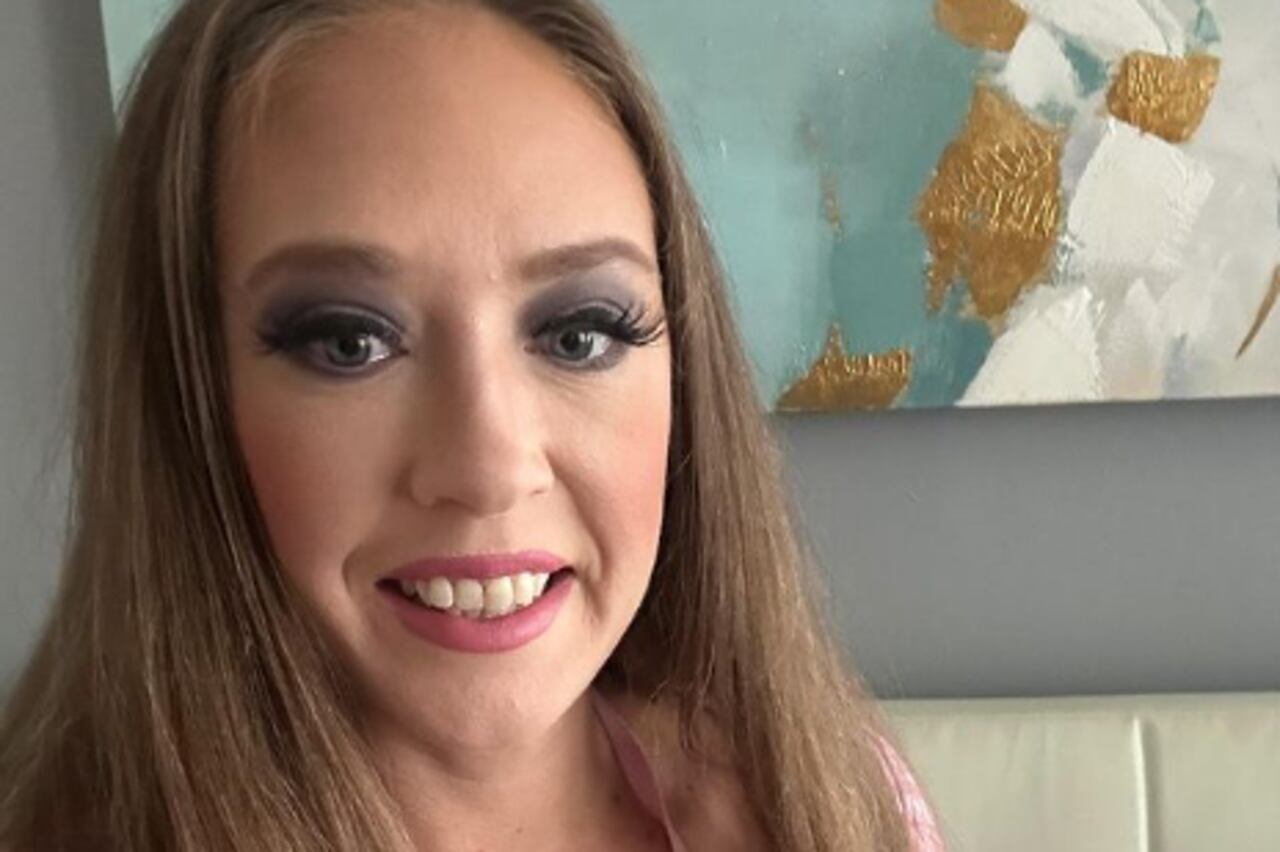 Muere Kagney Linn Karter, actriz de cine para adultos