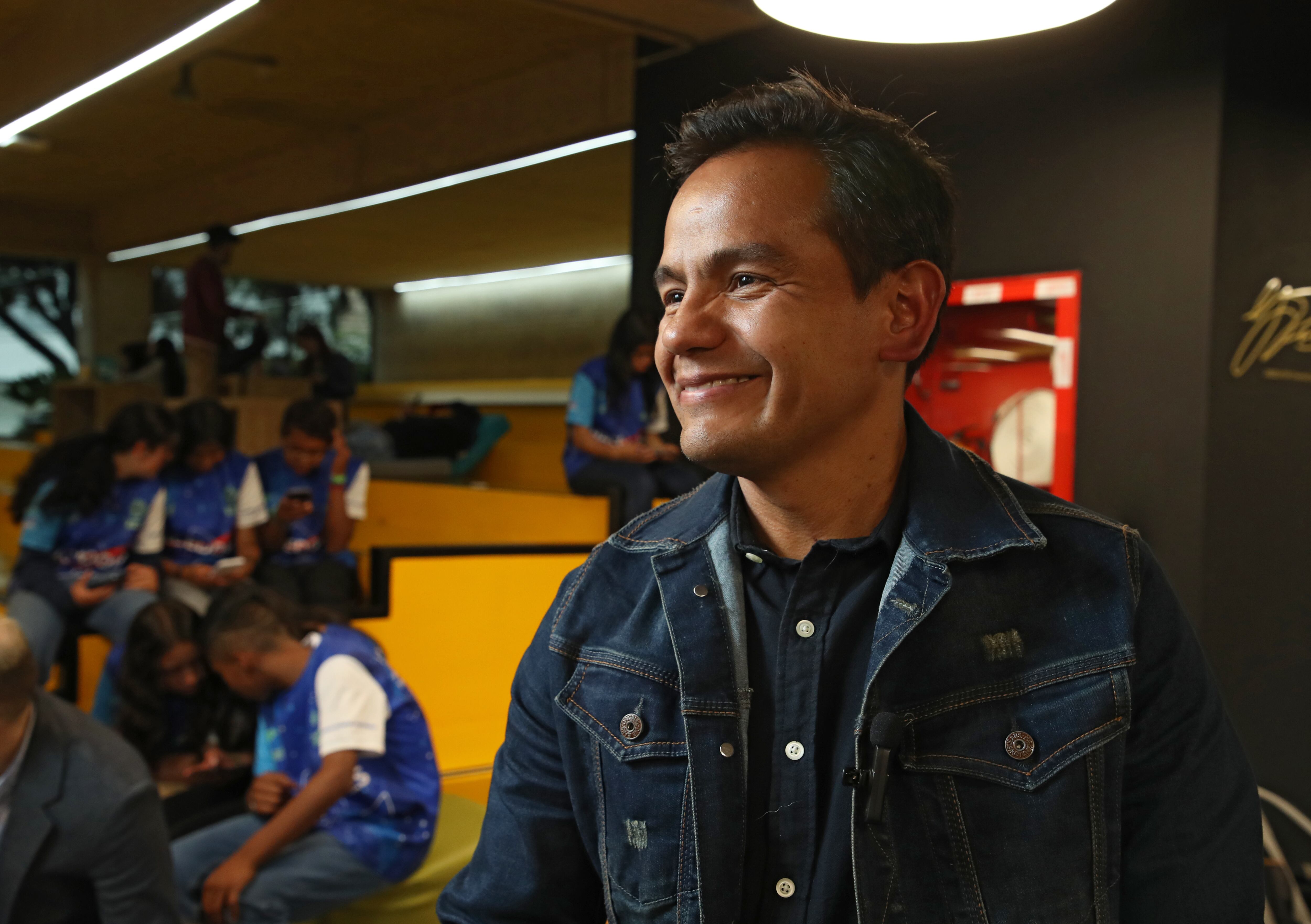 Programa hacedores a  la NASA  estudiantes de la Biblioteca la Creatividad del profesor Iván Triana en la vereda Quiba Guabal en la localidad de Ciudad Bolívar
Bogotá  Universidad EAN
Septiembre 26 del 2024
Foto Guillermo Torres Reina - Semana