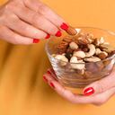 La OMS recomienda incluir las almendras en la alimentación diaria.