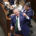 Iván Name es cofundador y senador del partido Alianza Verde.