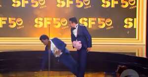 Para defender a su esposa 'Polilla' cacheteó a Lucumí en 'Sábados felices'