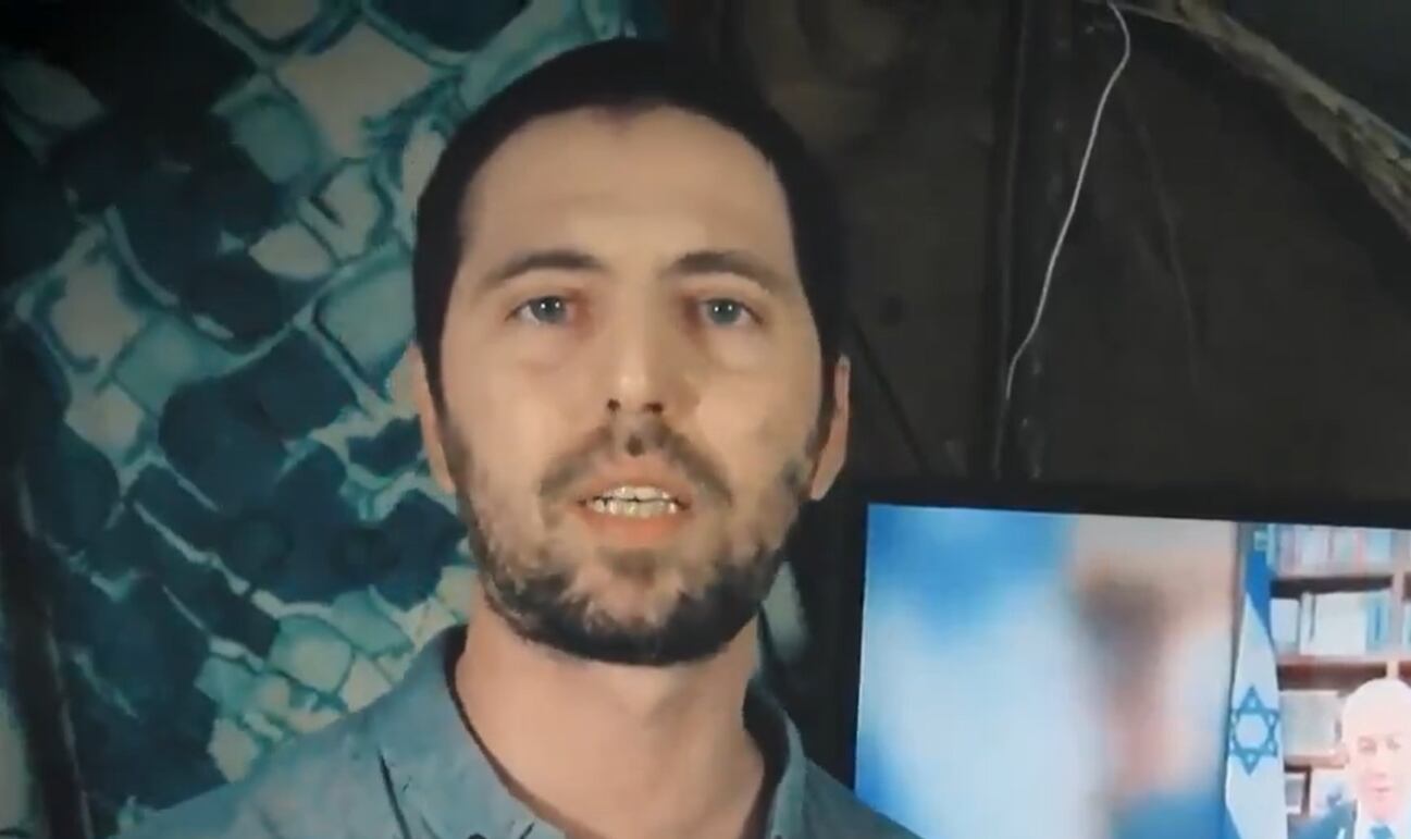 Se conoció un nuevo vídeo del rehén colombiano-israelí Elkana Bohbot.