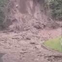 Las autoridades trabajan para restablecer totalmente la vía.