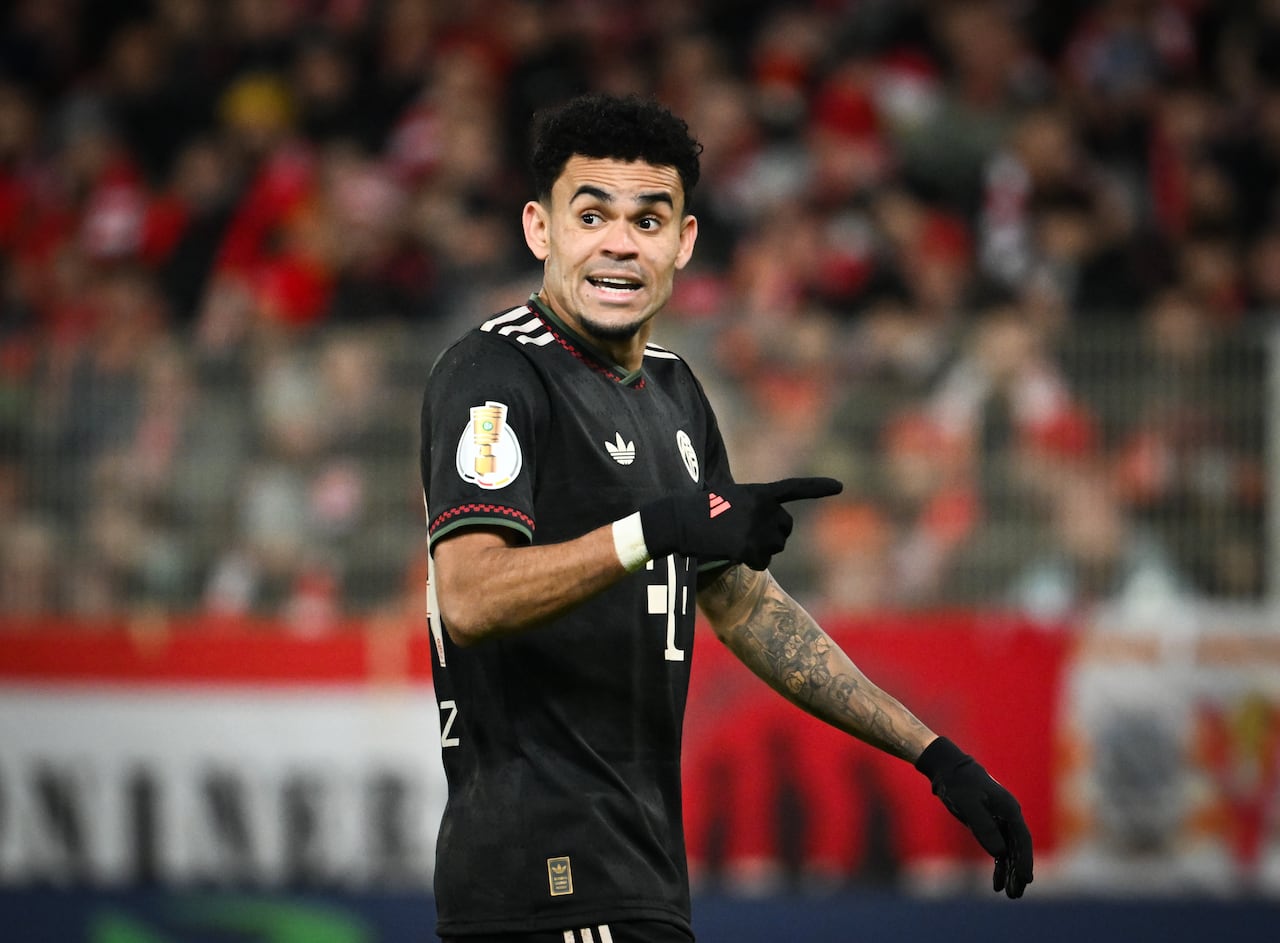 Luis Díaz durante el partido contra Unión Berlín.