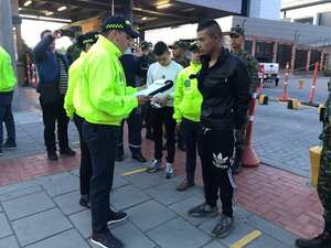 El soldado Yan Carlos Ocasal Bonilla, vive toda una tragedia, con su fusil le disparó a su mejor amigo, quien murió tras la grave herida.