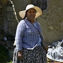 Bertha Aguilar, abogada indígena y defensora de los derechos de las mujeres aymaras en Bolivia. Su valentía y compromiso han hecho de ella un faro de esperanza en la lucha contra la discriminación y la violencia machista en su comunidad.
