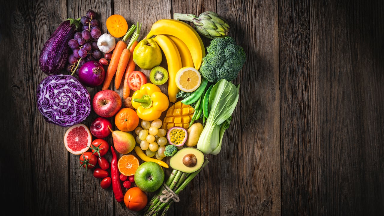 Una alimentación balanceada es necesaria para el cuidado del corazón.