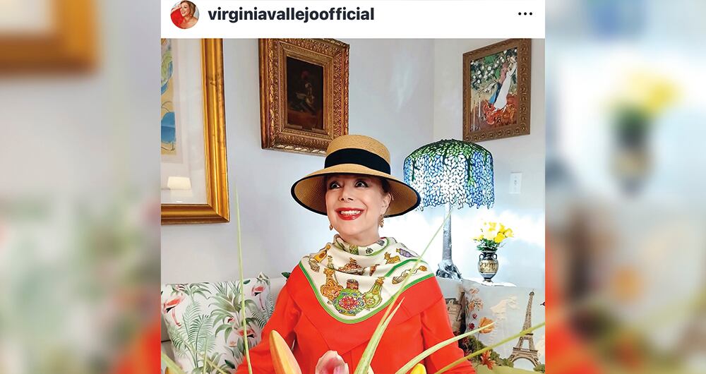 Tiene 75 años y luce conservada. Virginia Vallejo le confesó a SEMANA que solo se operó la nariz. El resto es natural. 