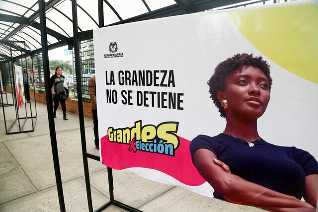 Este domingo 19 de octubre se realizarán en todo el país las Elecciones de Consejos de Juventud. Jóvenes entre los 14 y 28 años podrán elegir a sus representantes para participar en la toma de decisiones sobre políticas públicas juveniles. La jornada se desarrollará en los puestos de votación habilitados por la Registraduría Nacional.