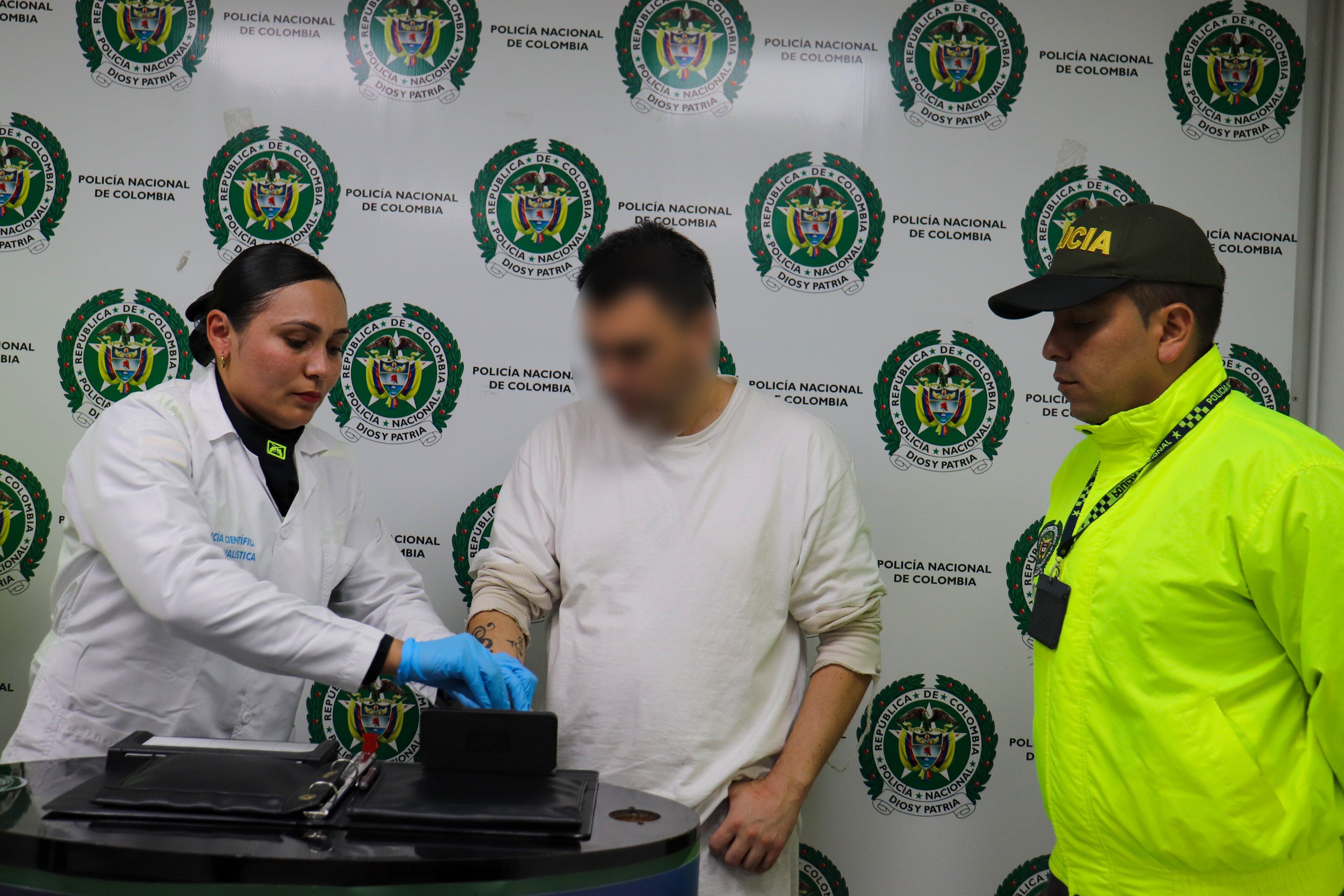 Johann Siabatto Cardona salió en calidad de deportado en un vuelo con más de 200 personas de una pista del estado de Luisiana con rumbo a Bogotá.