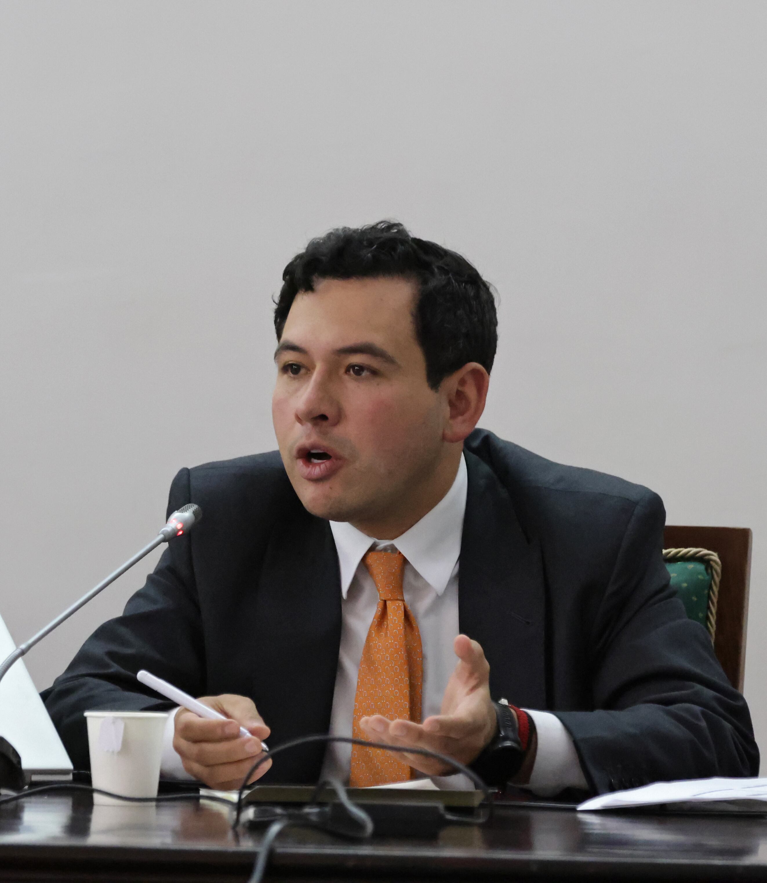 Presidente de la Fiduprevisora John Mauricio Marín
Comisión Primera de Senado debate sobre la implementación del nuevo esquema del servicio de salud de los maestros