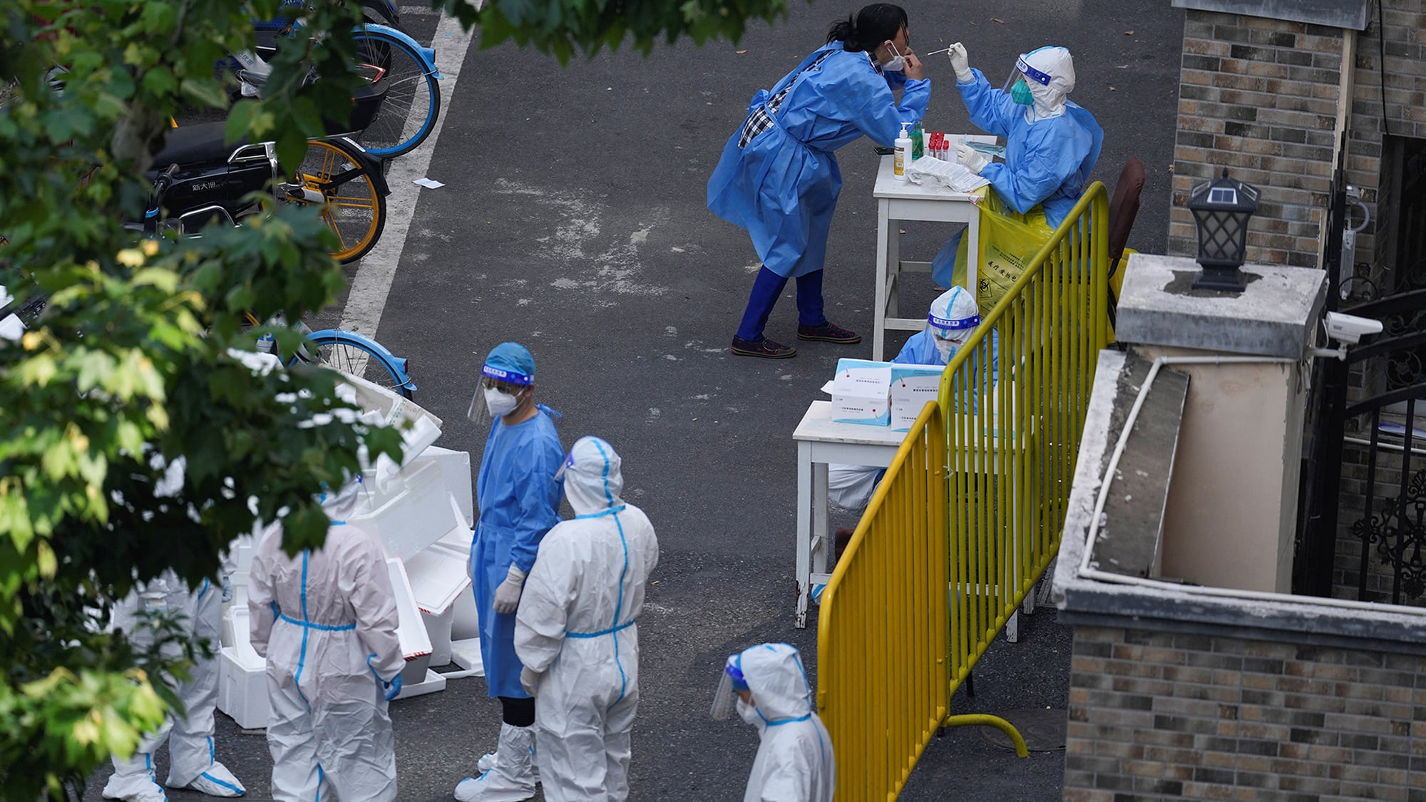 En imágenes : Brote de COVID-19 en Shanghái