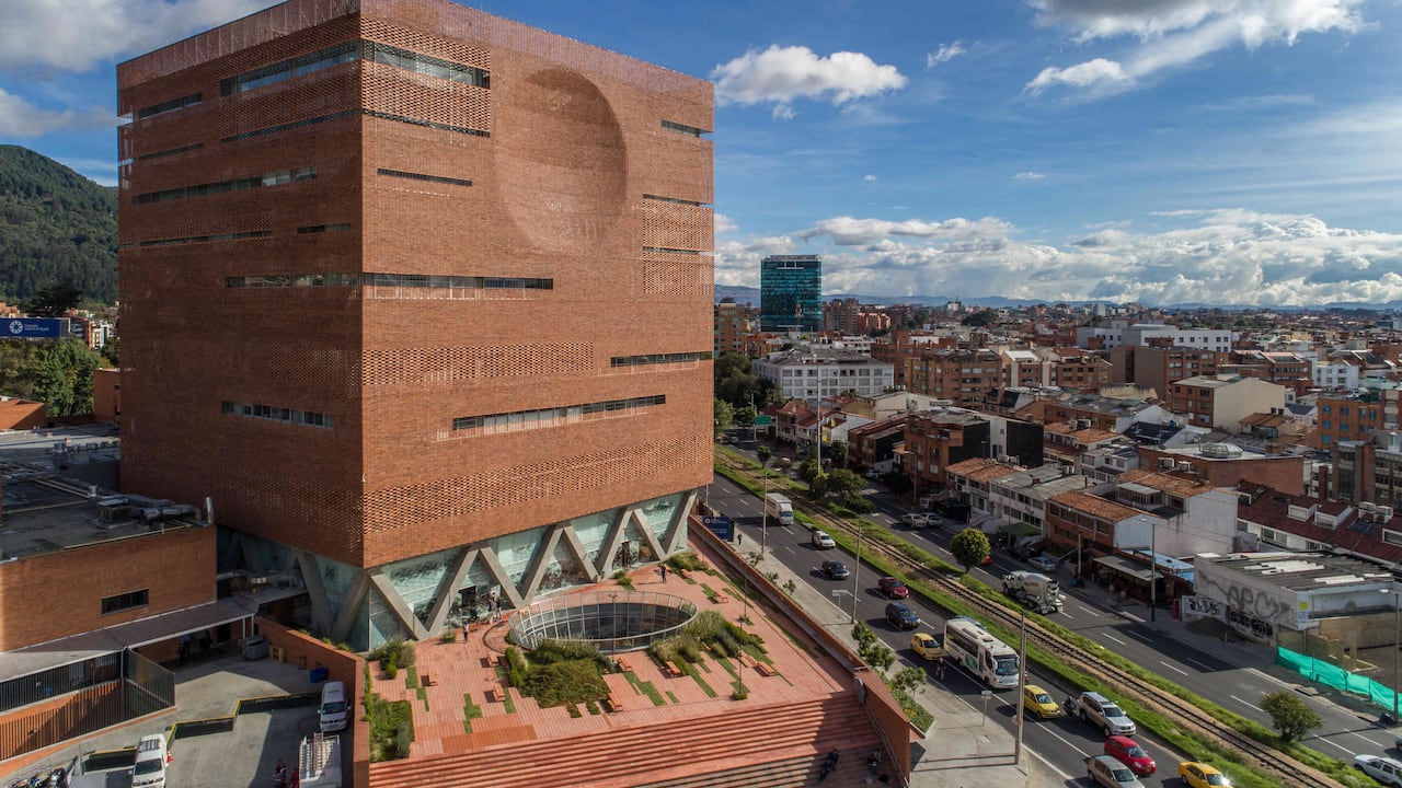 La Fundación Santa Fe de Bogotá está entre los 7 centros médicos en los que adelantará el proceso de vacunación en Bogotá