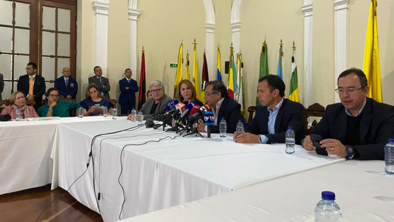 Guillermo Rivera y Griselda Restrepo, nuevos apoyos de Gustavo Petro.