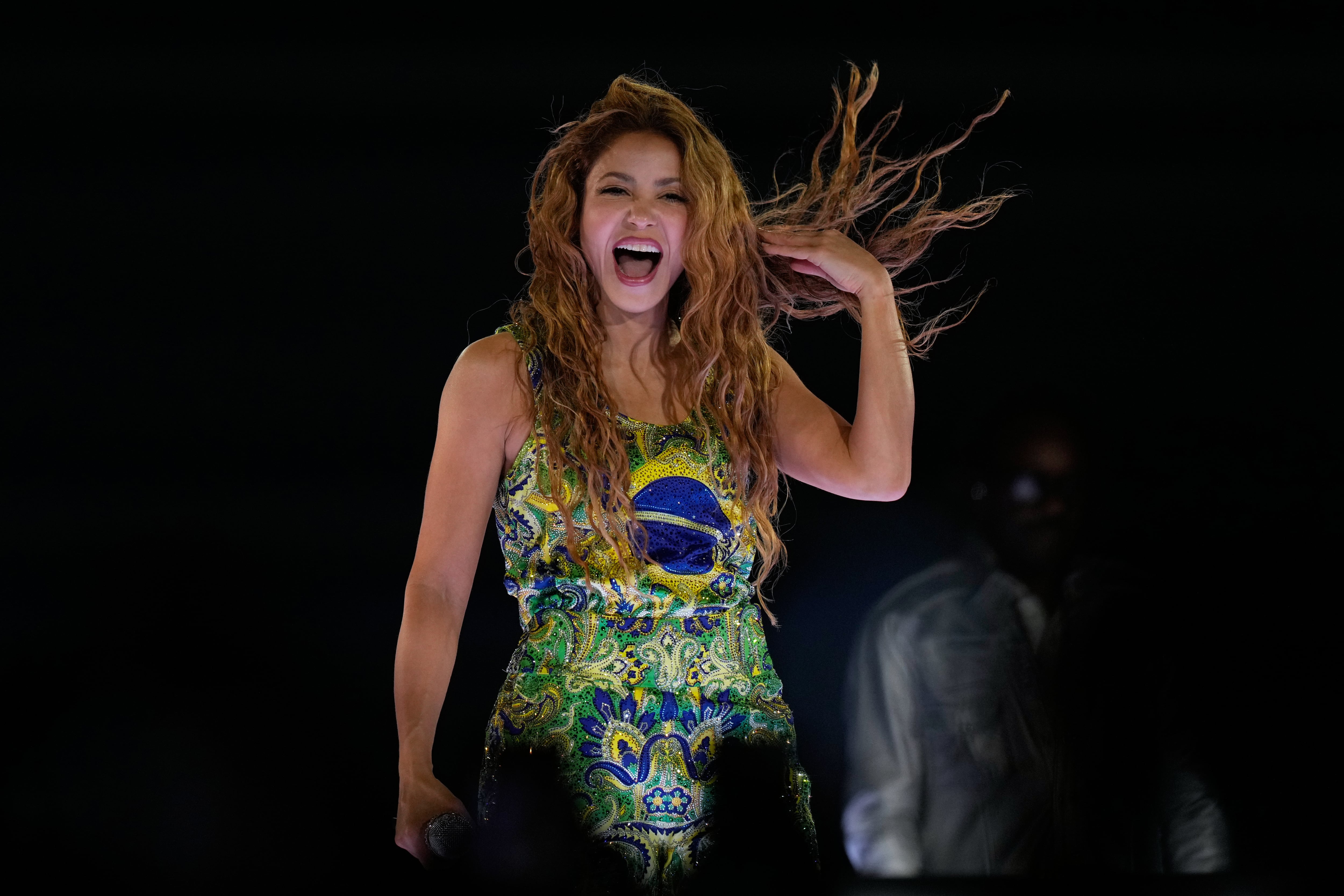 La colombiana Shakira actuó durante un concierto gratuito en la playa de Copacabana, en Río de Janeiro.