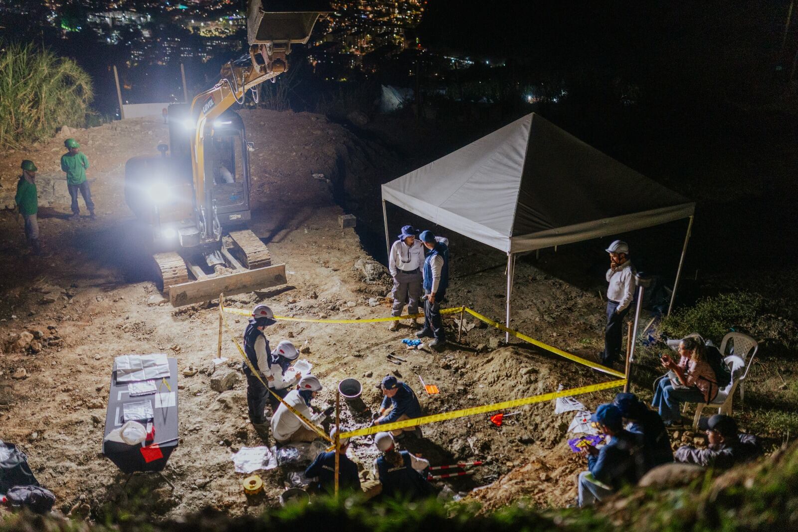Ya son seis los cuerpos encontrados en La Escombrera, en la comuna 13 de Medellín.