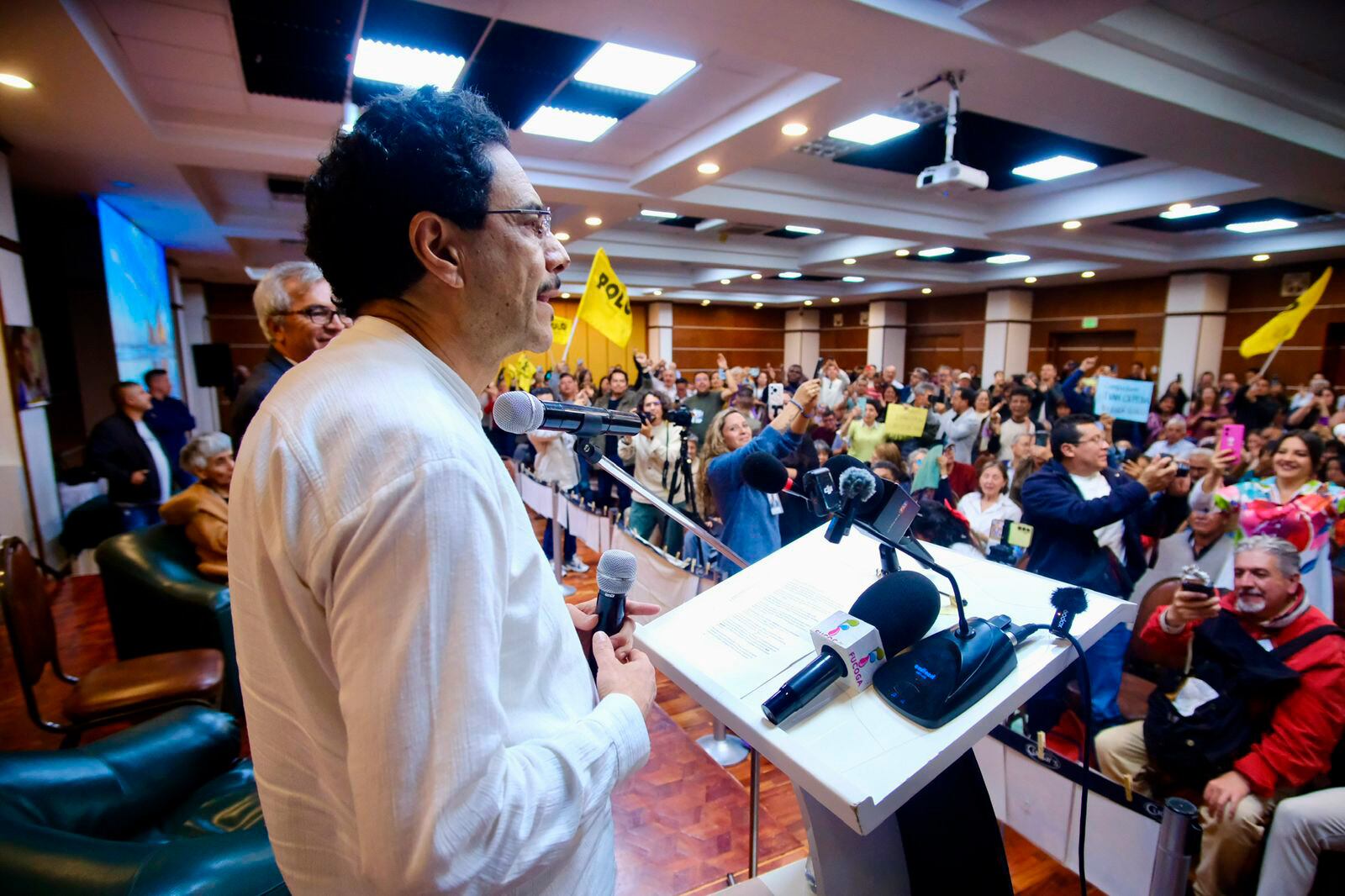Senador Iván Cepeda, anunció que será precandidato presidencial del Pacto Histórico para las elecciones de 2026