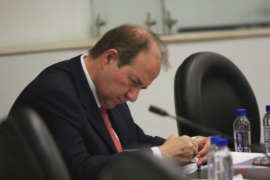 El expresidente de la Corte Suprema, Leondias Bustos en la Comisión de Acusación de la Cámara de Representantes.