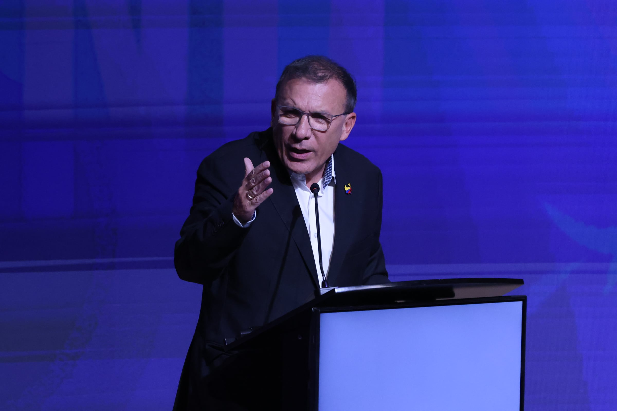 CUMBRE DE GOBERNADORES 15 abril 2026 Roy Barreras candidato presidencial