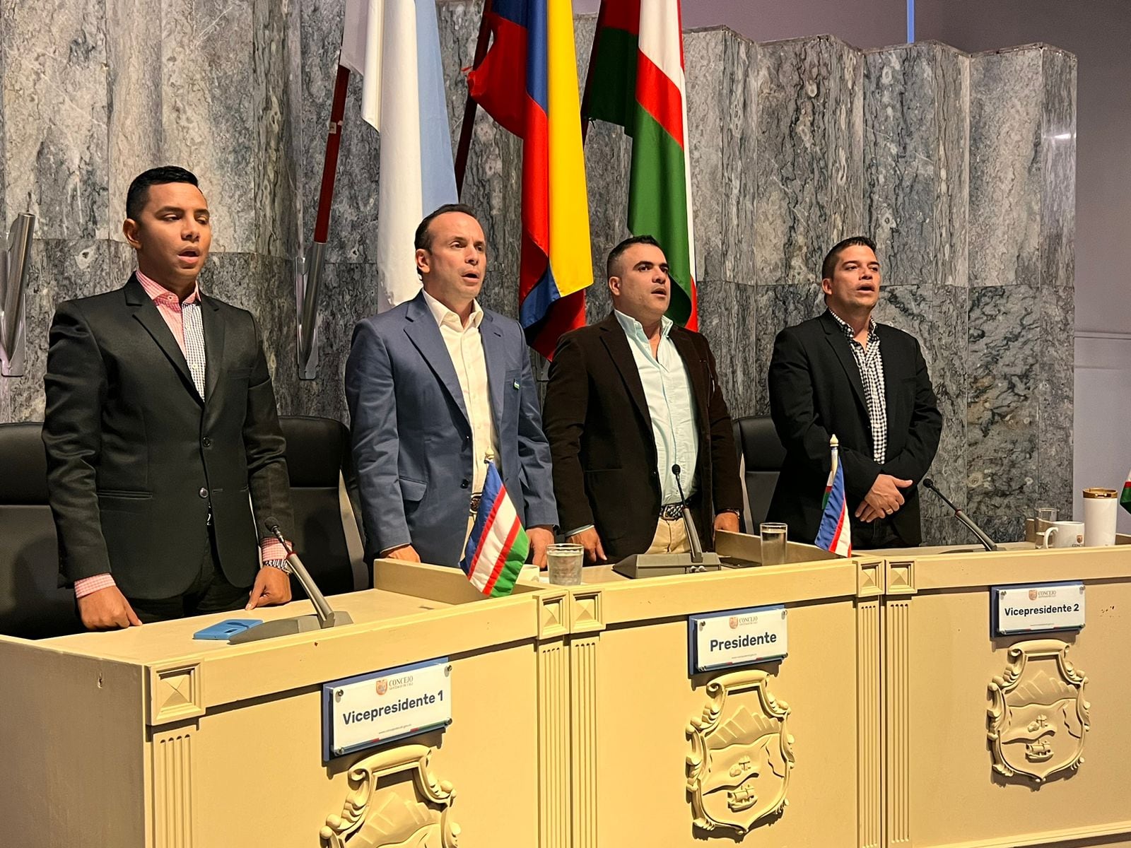 Durante el inicio de sesiones en el Concejo, el alcalde Alejandro Eder radicó el proyecto para su estudio.