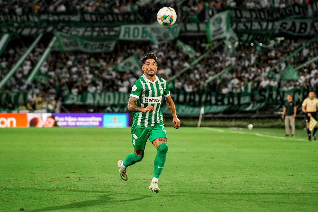 Nacional goleó 4-0 a Boyacá Chicó en el estadio Atanasio Girardot de Medellín.