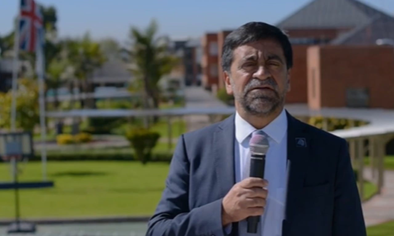 Walther Abondano Mikán, rector del GCB Bilingüe internacional