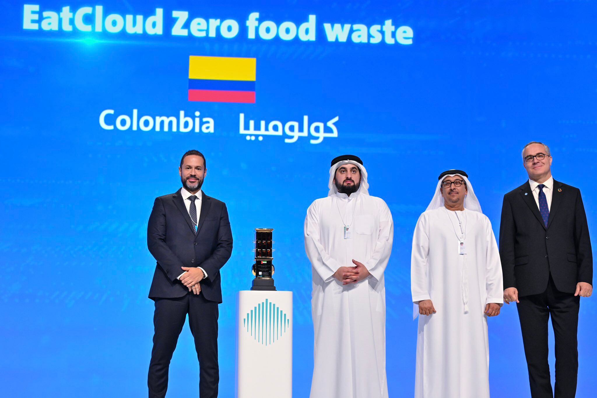 En el Dubai International Best Practices Award for Sustainable Development, la startup colombiana Ecloud ganó el oro en la categoría “sistemas alimentarios urbanos sostenibles”.