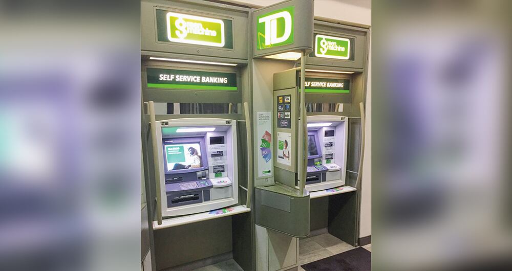  Desde cajeros electrónicos, con tarjetas débito, pero sin tener sede en Colombia, se hacían las multimillonarias transacciones.