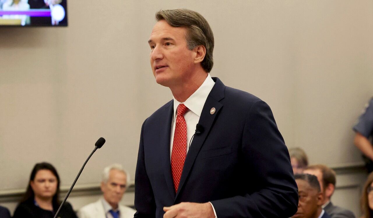 El gobernador republicano de Virginia, Glenn Youngkin, anunció en Fox News el domingo 10 de septiembre que había indultado a Scott Smith