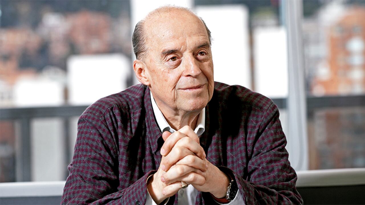 El canciller Álvaro Leyva.