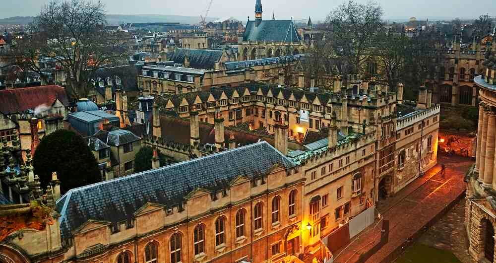Universidad de Oxford: la universidad de habla inglesa es más antigua del mundo y lideró el ránking. Destaca su destreza particular en las ciencias.