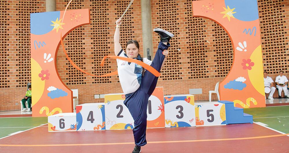 La gimnasia fue una de las modalidades en las que compitieron los participantes. 