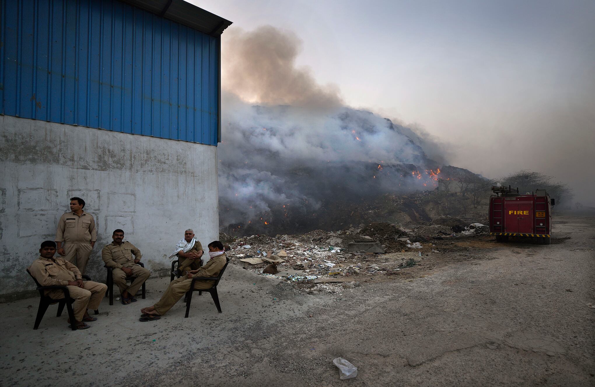 Incendio en vertedero de India