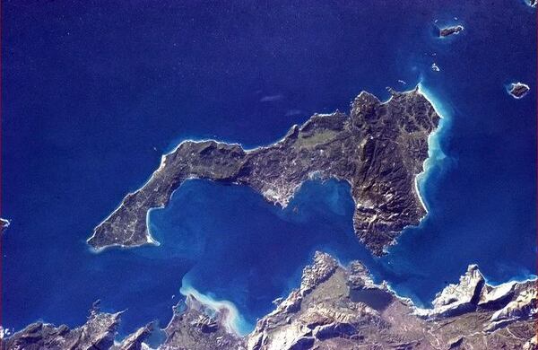 Isla de Corfu en Grecia. (Chris Hadfield @Cmdr_Hadfield)