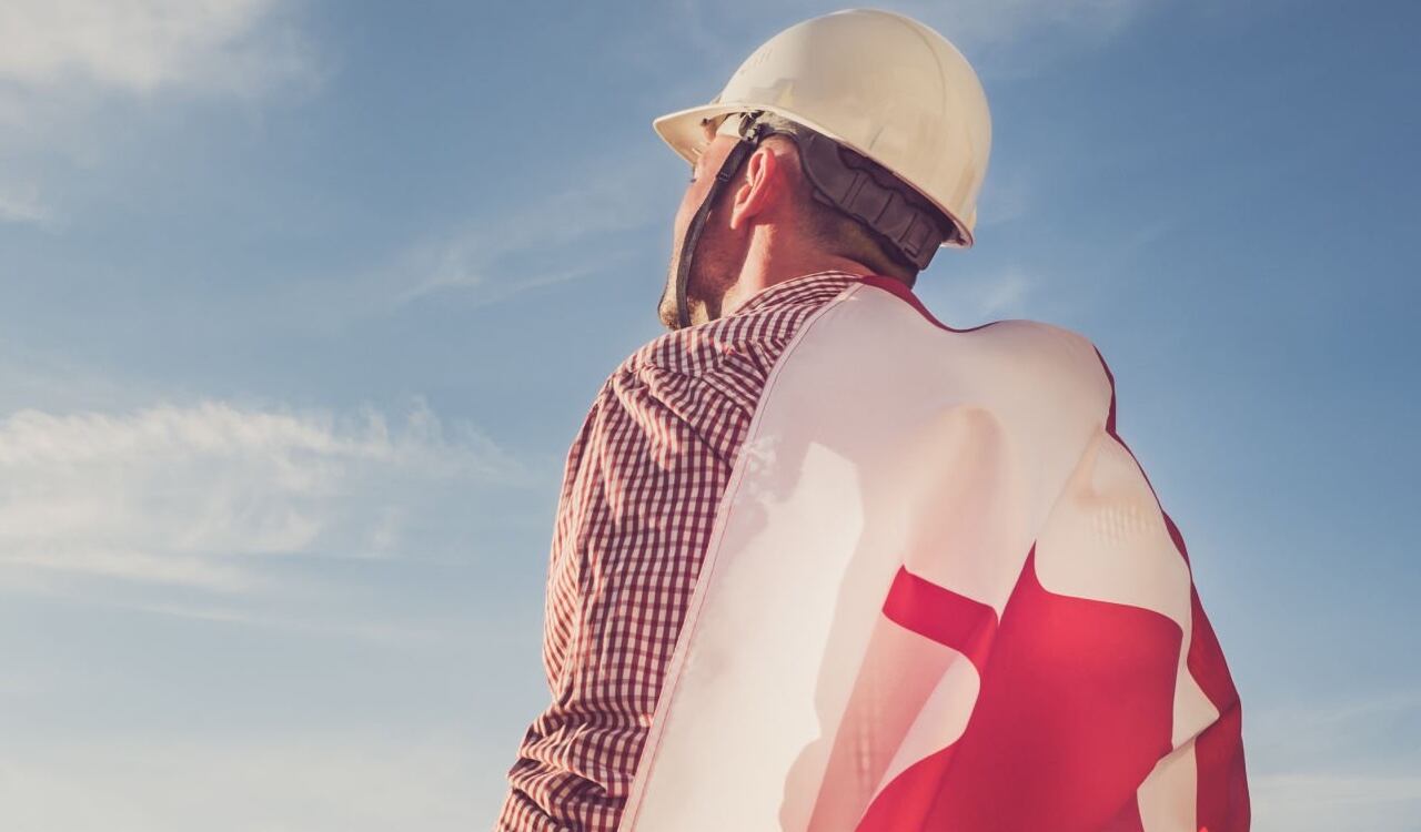 Para emigrar a Canadá hay múltiples vías y programas a los que se puede aplicar, cada uno de ellos tiene sus propios requisitos, sin embargo, de los más comunes es el manejo del idioma.