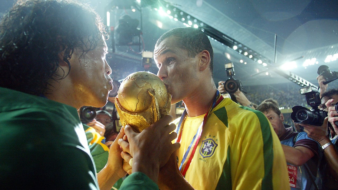 Rivaldo con Ronaldinho en el Mundial 2022