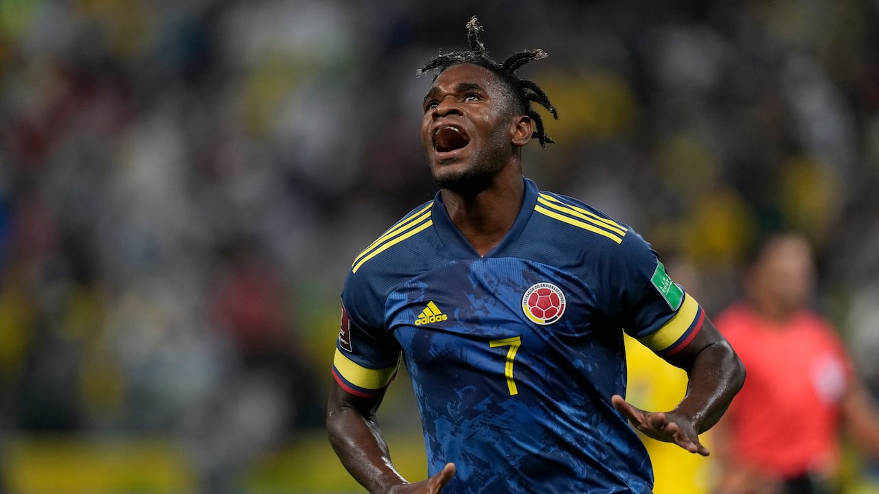 Duván Zapata, delantero de la Selección Colombia.