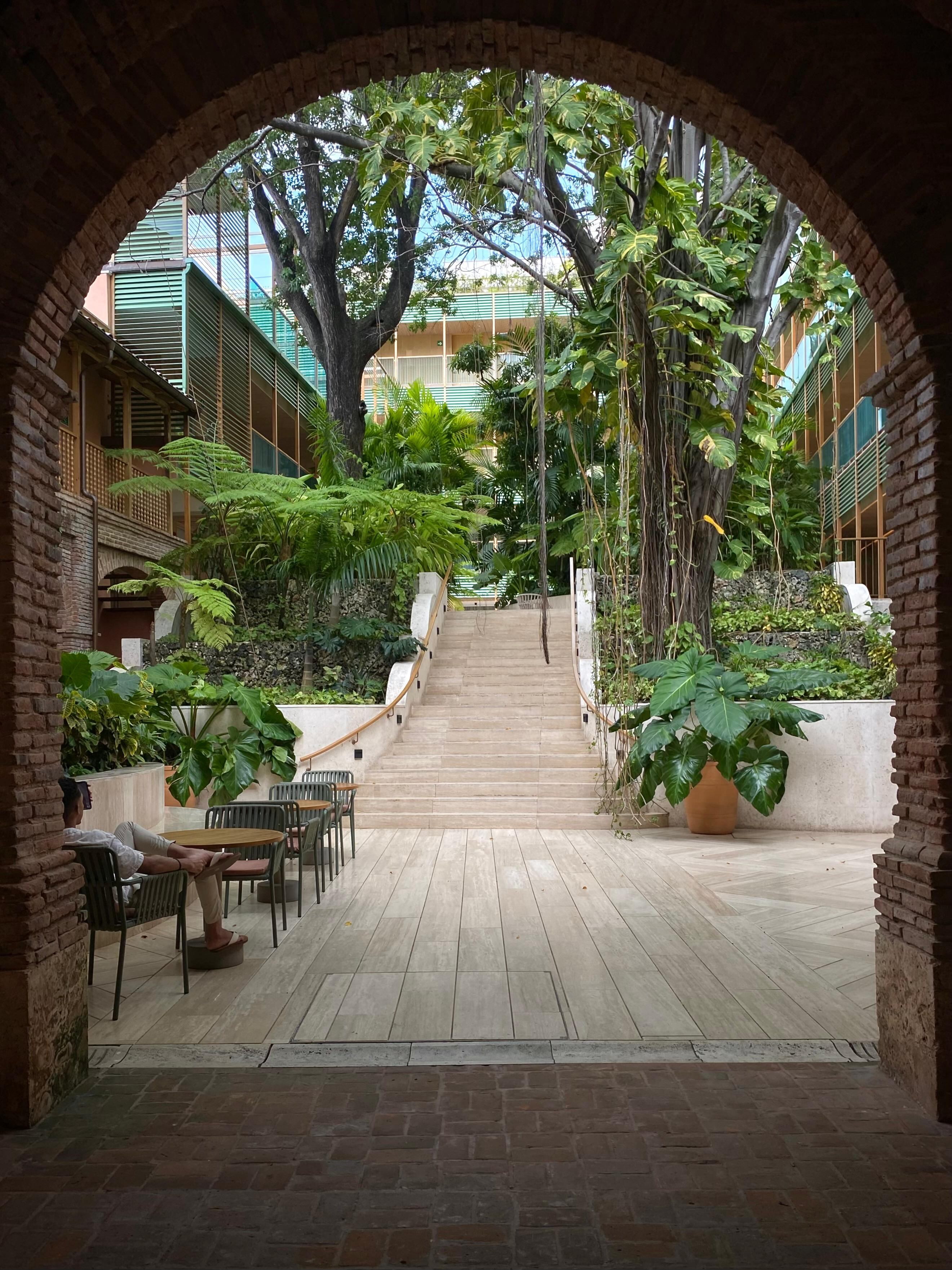 El Hotel Kimpton Las Mercedes está en una casona del siglo XVI restaurada, por lo que combina historia y comodidad.