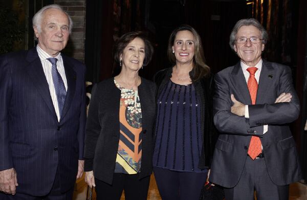 Fernando Restrepo, Elvira Carmen Sáenz, Adriana Santos y Patricio Wills.