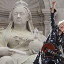 Guitarrista de Queen fue designado 'caballero' por el rey Carlos III de Inglaterra.