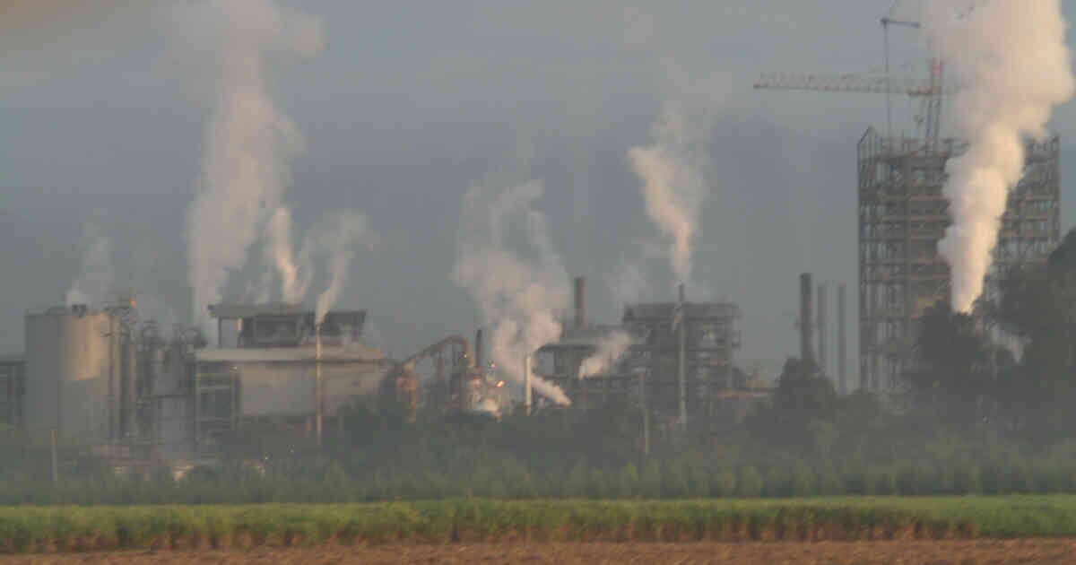 Colombia hace parte del Acuerdo de París y debe este año para actualizar la meta de reducción de emisiones a la que se comprometió en ese compromiso global.