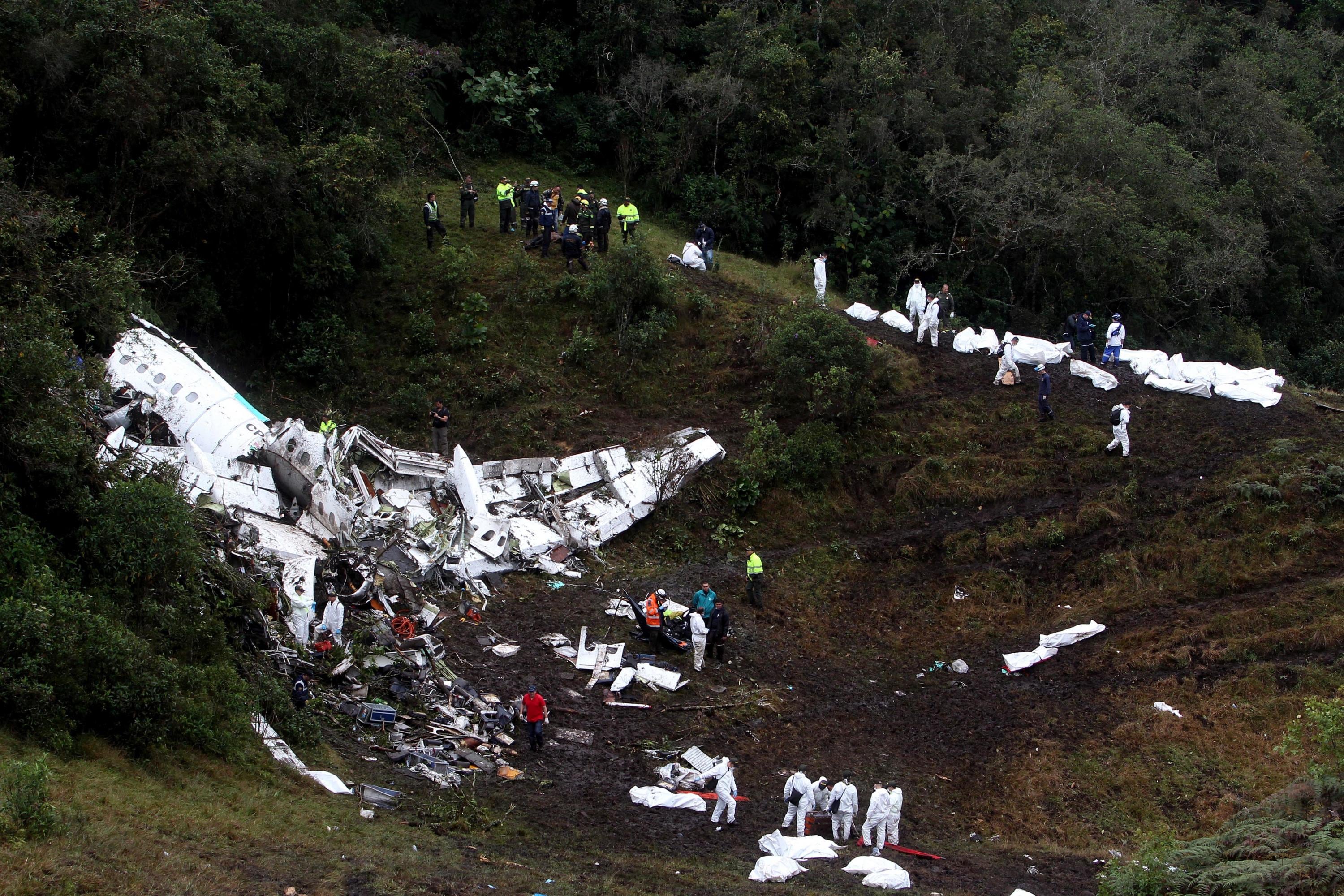 Accidente del avión de Chapecoense en montañas de Antioquia.