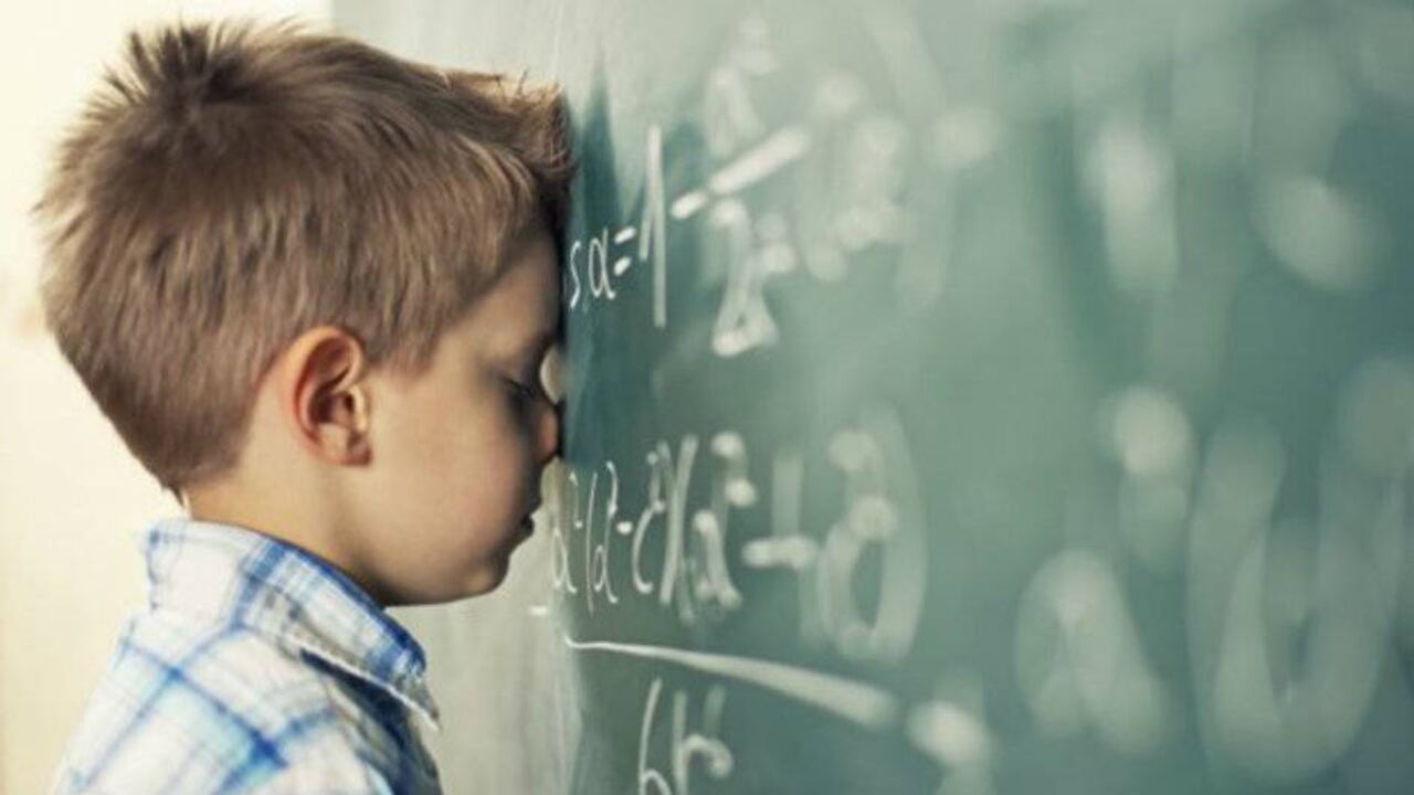 Un impactante número de malas decisiones de consumo, argumenta, son consecuencia de habilidades matemáticas infradesarrolladas.