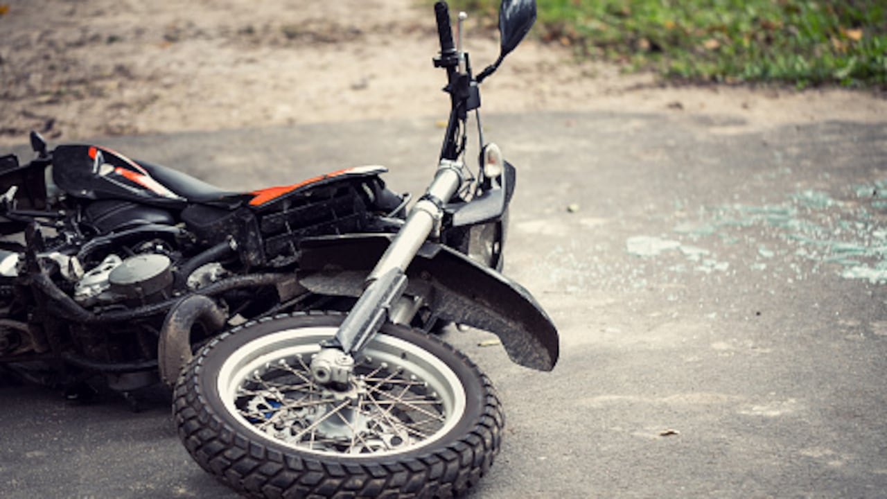 Según el reporte preliminar, al menos una persona resultó lesionada.