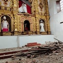 Las imágenes del retablo principal, incluida la Virgen de la Merced, no sufrieron daños pese a la caída de parte de la estructura cercana.
