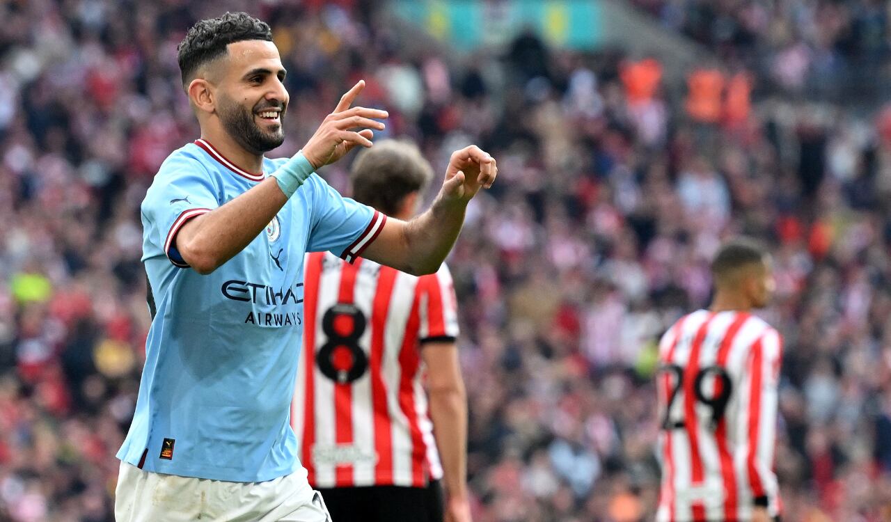 Riyad Mahrez fue la figura de la clasificación a la final de FA Cup.