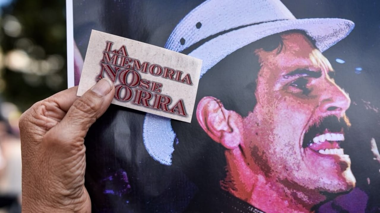 Protesta frente al Museo Nacional, en el centro de Bogotá.