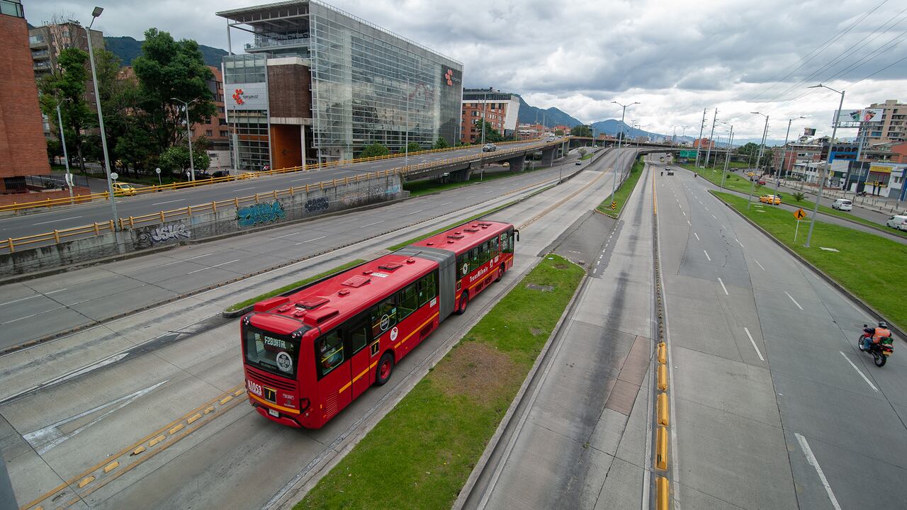 En Bogotá, la cuarentena no aplicará para los hoteles y tampoco para los vehículos de transporte público.
