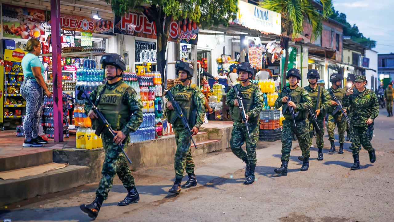 Documentos oficiales registran que los grupos armados sobrepasaron los 29.000 integrantes a mediados de 2026, con incrementos notables en el suroccidente y el Catatumbo.
