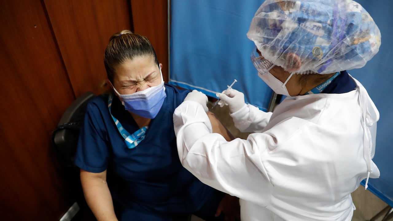 En Colombia se han aplicado 8,23 millones de dosis de la vacuna contra el coronavirus
